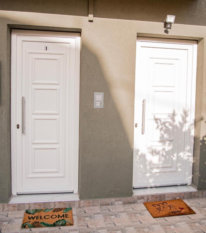 Athina Secret Apartments Adults Only Iraklio Exterior foto